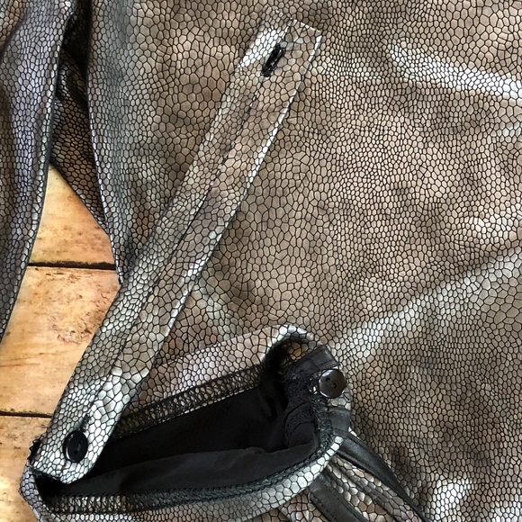 Simon Chang Snake Print Pants - Picture 5 of 6